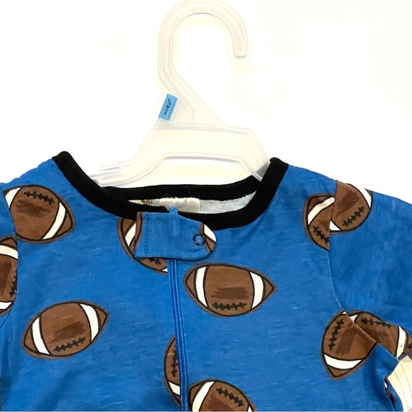 GERBER Onesie Baby Bodysuit Footballs SIZE NEWBORN 3-6M Blue Sleep & Play NWT - Picture 6 of 10